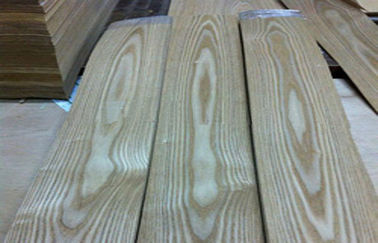 設計された木製のフロアーリングのベニヤ