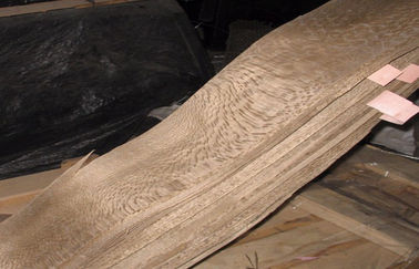 汚れのベニヤを除去する装飾のための染められたカシのベニヤ シート