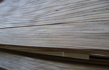 自然な Zebrano の四分の一の切口の合板のベニヤ、0.45mm の厚さ