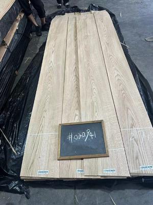 未完成のオークベニヤシート、カスタムオーク家具プロジェクト用滑らかな質感