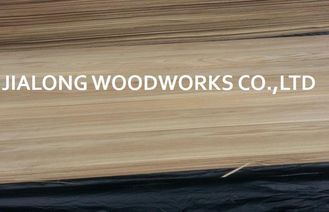 スライスされた切口のエキゾチックな木製のベニヤのパネル、0.5mmの節玉のベニヤの合板シート